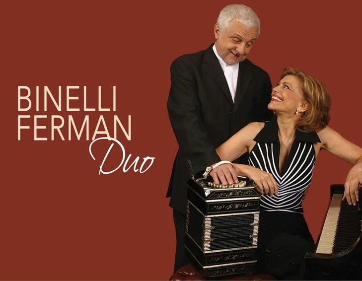 Artista Daniel Binelli y Polly Ferman